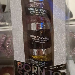 Glitter peel-off face mask